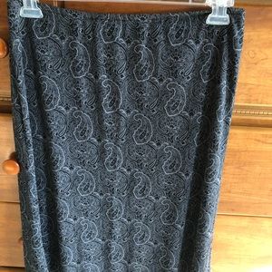 Grey and black knee length skirt